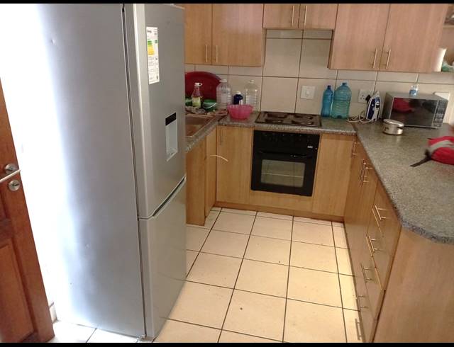 1 BEDROOM STUDIO APARTMENT FOR SALE IN TURFFONTEIN